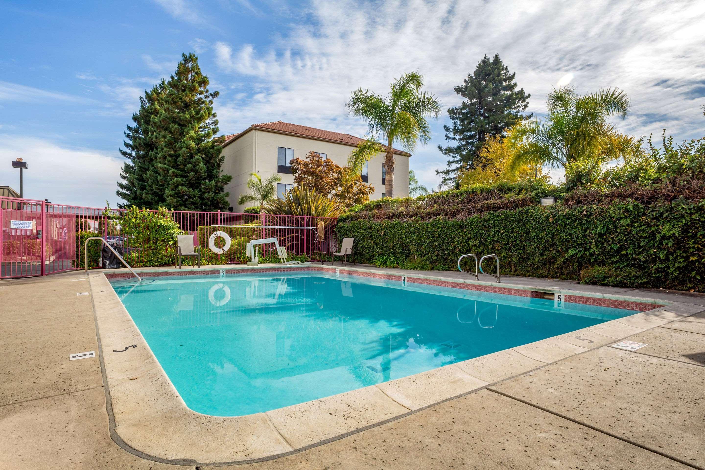 Comfort Inn Redwood City Exterior photo